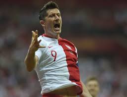 Pozostali nie wyrazili takiej chęci, ale kilku z nich ma przeciwciała. Euro 2020 Maciej Sawicki Dla Interii Szczepienie Jest W Interesie Pilkarzy I Druzyny Sport W Interia Pl