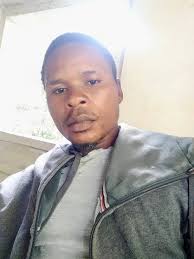 What should I reply to my girlfriend who is vomiting?