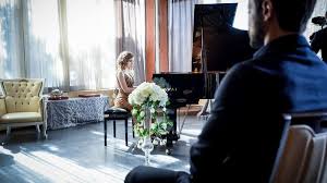 Am fost și suntem prinși în filmările serialului fructul oprit.vlad gherman on instagram: Fructul Oprit Episodul 17 Din 9 Mai DezvÄluiri Din Culisele Serialului De La Antena 1