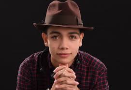 Emmanuel Callejas Music & Downloads