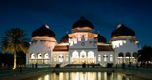 Seni ukir pada masa perkembangan islam di zaman madya, berkembang ajaran bahwa seni ukir, patung, dan melukis makhluk hidup, apalagi manusia. Sejarah Perkembangan Islam Di Indonesia Dari Berbagai Aspek Coretanzone