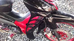 This 110 cc moped bike also offers analog meter to display speedometer and fuel level. Sym Bonus 110 Youtube