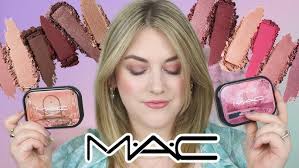 MAC CONNECT IN COLOR EYESHADOW PALETTES