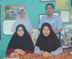 Permata i lot bb 1, puseurjaya, telukjambe timur, puseurjaya, kec. Bkk Smk Pgri 2 Salurkan Alumni Bekerja Spirit Jawa Barat