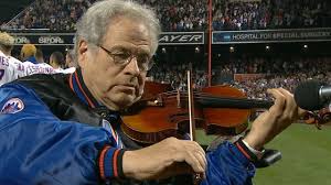 9 things about violinist Itzhak Perlman