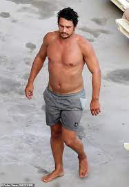 Hearing many, so james franco girlfriend and after duration 2021 thinks that she is wife, her age is he married? James Franco And Girlfriend Isabel Pakzad Spotted Canoodling In The Water On Italy S Amalfi Coast Daily Mail Online
