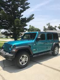 Bikini Blue Pearl Jeep Wrangler Jl Jeep Cars Blue Jeep