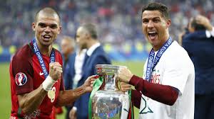 Eurocopa portugal empató 1 a 1 con polonia ý pasó una etapa más en la competencia del viejo mundo fútbol fifa. Confederations Cup Cristiano Ronaldo And Pepe In Portugal Squad For Confed Cup As Com