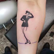 Black And Red Judy Garland Tattoo Oz Tattoo Tattoos Wizard Of Oz Tattoos