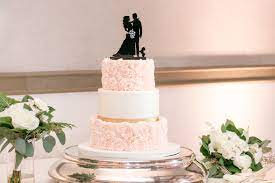 Five 2020 Wedding Cake Trends You Ll Love Shopping Orlando Wedding Planners Just Marry Cool Wedding Cakes Wedding Cake Tops Wedding Cake Stands
