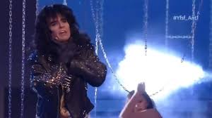 Χαμό προκάλεσε η κατερίνα στικούδη στη σκηνή του yfsf. H Katerina Stikoydh Egine Alice Cooper Kai Kerdise To Yfsf Ths Kyriakhs