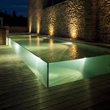 piscine sur mesure a parois en verre piscine carre bleu excelsior piscine carre piscine verre piscines de reve