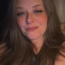 Where is Kendra Battelo?