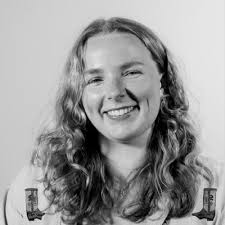 I am thrilled to announce that I will be joining SOCAN this summer as a  Creative Intern in Los Angeles! I am looking forward to expanding my  knowledge of the music business