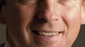 Bungling Royal Bank of Scotland chief banned from working in City again..  but can still earn £500-per-hour as consultant