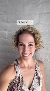 ✌🏼 a little reminder that it's always okay to choose again. Sometimes the  most powerful transformations happen when you trust yourself enough to  change direction 💫 The next round of Find Your