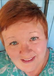 short #hair and #shoulder #pads What...