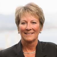 Janet Columbro's Instagram, Twitter & Facebook