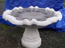 Bird Baths For Sale Near Me Painting A Concrete Bird Bath Birdcage Design Ideas In 2020 Concrete Bird Bath Bird Bath Bird