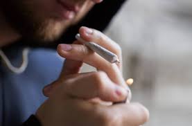 Smoking Marijuana Effects Of Short Long Term Use Addiction Center