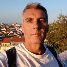 ICYMI: Antioxidants Speed Up Lung Cancer Swedish scientists have discovered  why two antioxidants accelerate tumor growth in mice, helping to explain  the results of disappointing human trials. bit.ly/1b8ZOoC