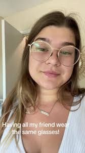 Ashley Hawthorne's Instagram, Twitter & Facebook