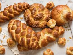 The efficient braid 4 strands come with uniform diameters and do not contain any musty, unpleasant odors. How To Braid Challah Learn To Braid Dough Like A Pro