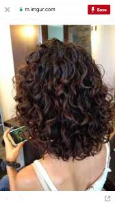 Messy curls in medium length hair: Like Layers In Back Curly Natural Curls Curly Hair Styles Medium Curly Hair Styles