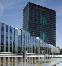 7 dagen per week geopend. Rijkswaterstaat Ontruimt Kantoor Utrecht Om Trillingen Binnenland Ad Nl