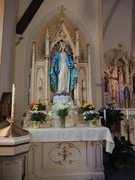 St Rose Of Lima Catholic Church De Soto Mo Catholic Church Catholic Altar Church Interior Design