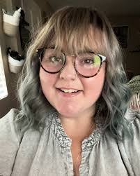 Caitlyn Allen's Instagram, Twitter & Facebook