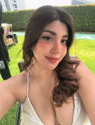 Ana Velásquez (@ananevel) • Threads, Say more