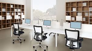 Contoh desain interior kantor minimalis modern terbaru. Ruang Kantor Minimalis