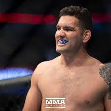 Chris weidman is out of surgery and smiling after snapping his leg in shocking fashion against uriah hall at ufc 261. Ex Ufc Champ Chris Weidman Hopes To Return At Middleweight In April Mma Fighting