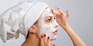 Wanginya seperti semangka bisa memberikan efek rileks, sedangkan butirannya, tidak membuat iritasi kulit dan mudah mengangkat kotoran, serta kulit mati pada tubuh secara efektif. Cara Membuat Masker Beras Tradisional Pencerah Wajah Merdeka Com