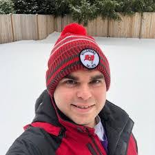 Wesley Searles's Instagram, Twitter & Facebook