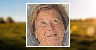 Faye Bowers's Instagram, Twitter & Facebook