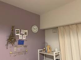 ʀɪᴄᴏ on instagram あと部屋の壁塗りました 藤色一番好きな色 だいぶ落ち着く部屋になった 計画性なく塗り始めたからはみ出したりしたけどご愛嬌だよ myroom room 部屋 ルームコーディネート アクセントクロス home decor decor gallery wall