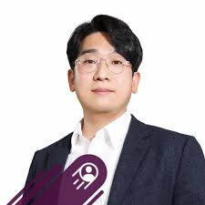 Cathy Johnston, Vice President of Mission Integration at Peraton, will be  joining the #HonoluluDefenseForum next February. 🌏 With decades of  experience in intelligence and analysis, Cathy has held senior roles such as