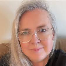 Best restaurants and piers in town for summer visit