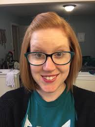 Mastering the straightening brush in minutes