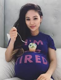 SEXY PREGNANT WOMEN - Tumblr Blog Gallery