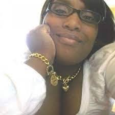 Erica Canning's Instagram, Twitter & Facebook