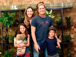 Check spelling or type a new query. Carlos Vives Los Momentos En Familia Son Los Mas Felices De Mi Vida