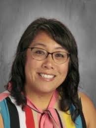 Margaret Niles's Instagram, Twitter & Facebook