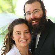 Danielle Gosnell (daniellealys5)