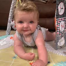 Vicki working at Zinnias boutique today and Friday