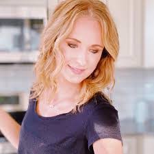 Katie Kistner's Instagram, Twitter & Facebook