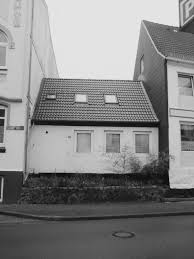 Ein haus kaufen in augsburg ist eine lohnenswerte investition, da die prognose für die wertentwicklung für diesen bereich deutschlands derzeit als gut eingeschätzt wird. Widolf Wichmann Das Virtuelle Klassentreffen
