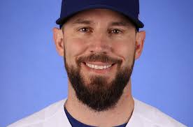 Rangers add Hayes, Conner to major league coaching staff